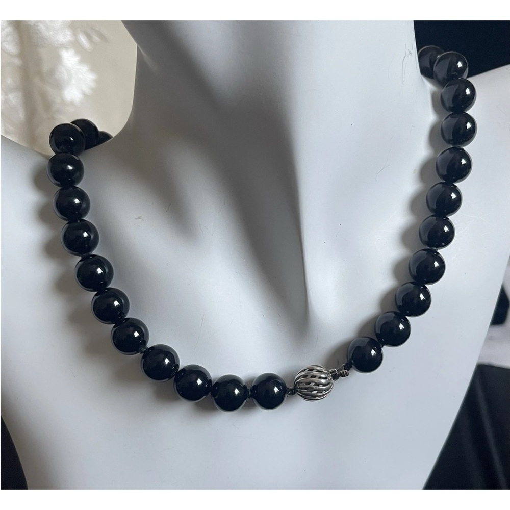 Tiffany & Co. Elegant Black Onyx Beaded Necklace